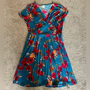 Kaileigh wrap dress - size XXL